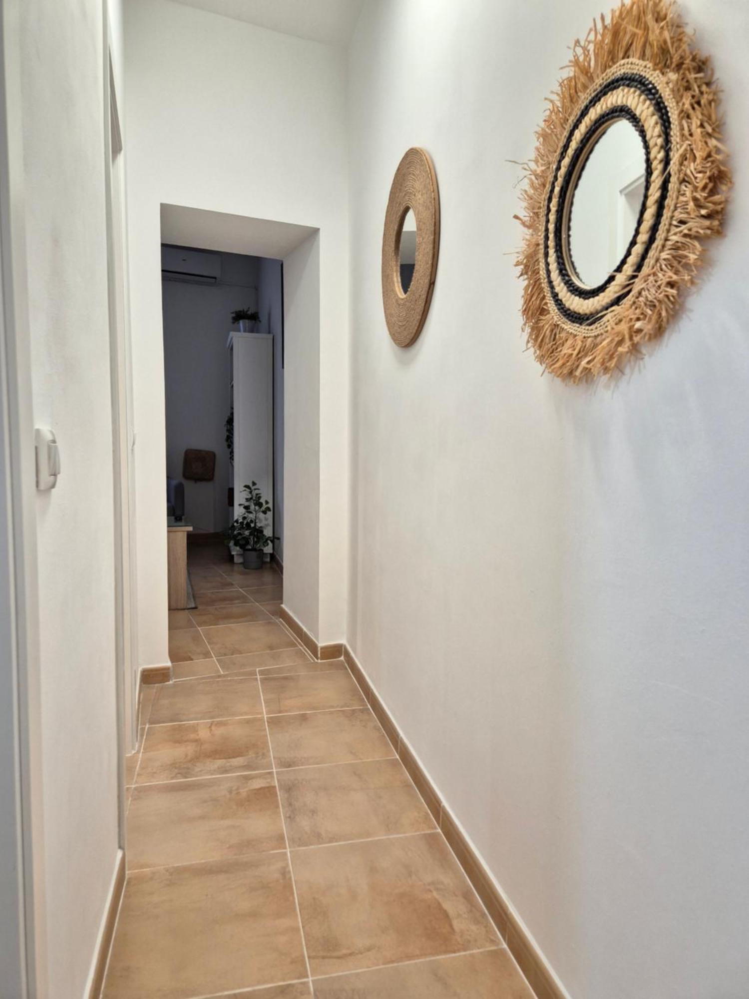 Hostfy Centro San Roman إشبيلية المظهر الخارجي الصورة